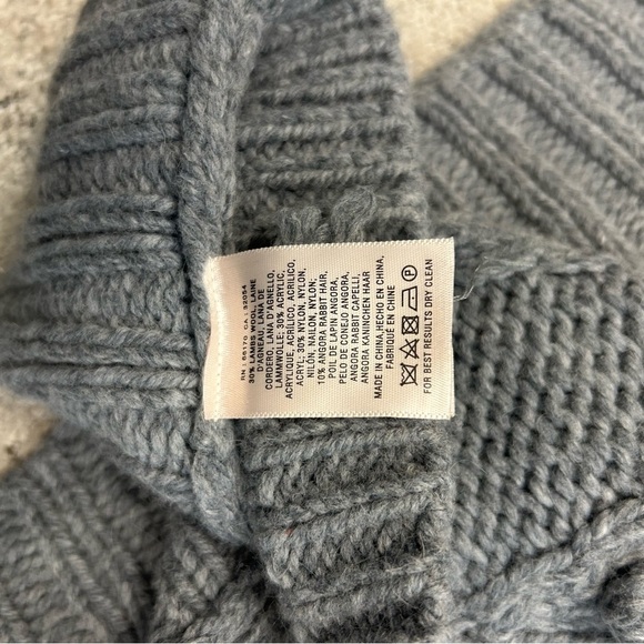 Anthropologie O/S EUC “Sleeping on Snow” wool rabbit hair blend poncho-oversized - Picture 6 of 14